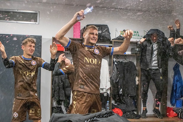 个关键时刻 个关键时刻